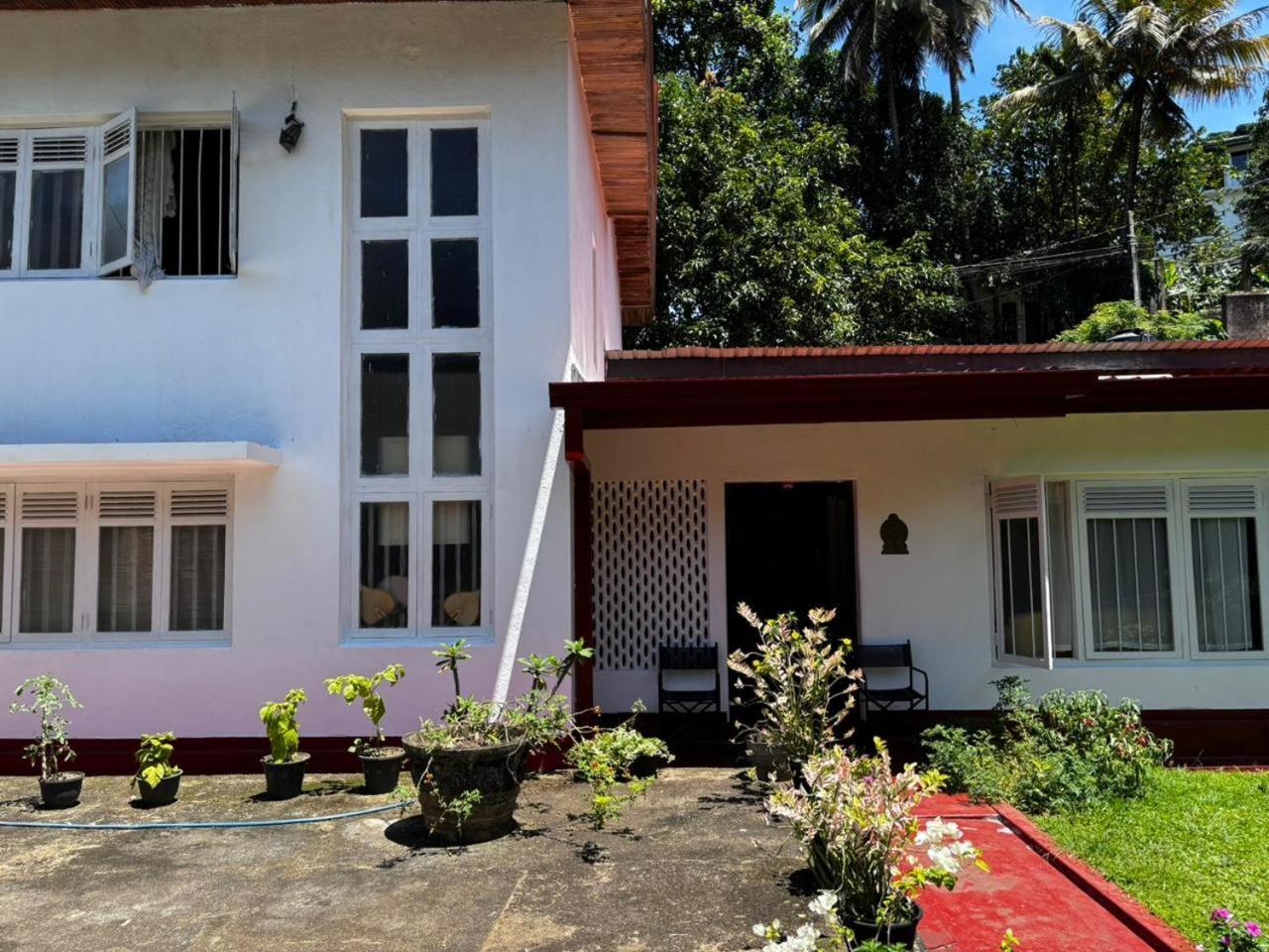 No 06 Veediya Bandara Lane Bahirawakanda Κάντι Εξωτερικό φωτογραφία